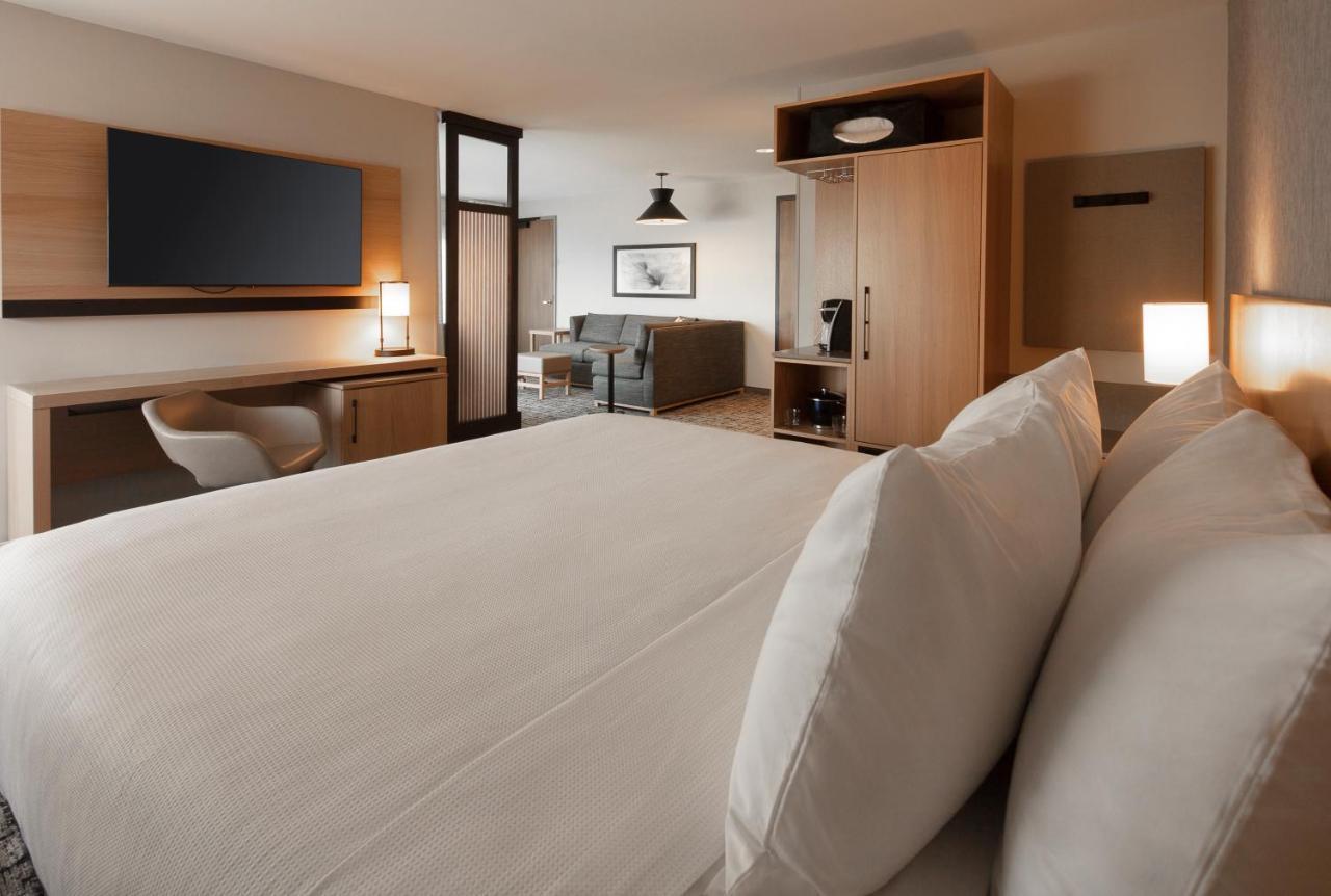 Hyatt Place Moncton-Downtown Extérieur photo