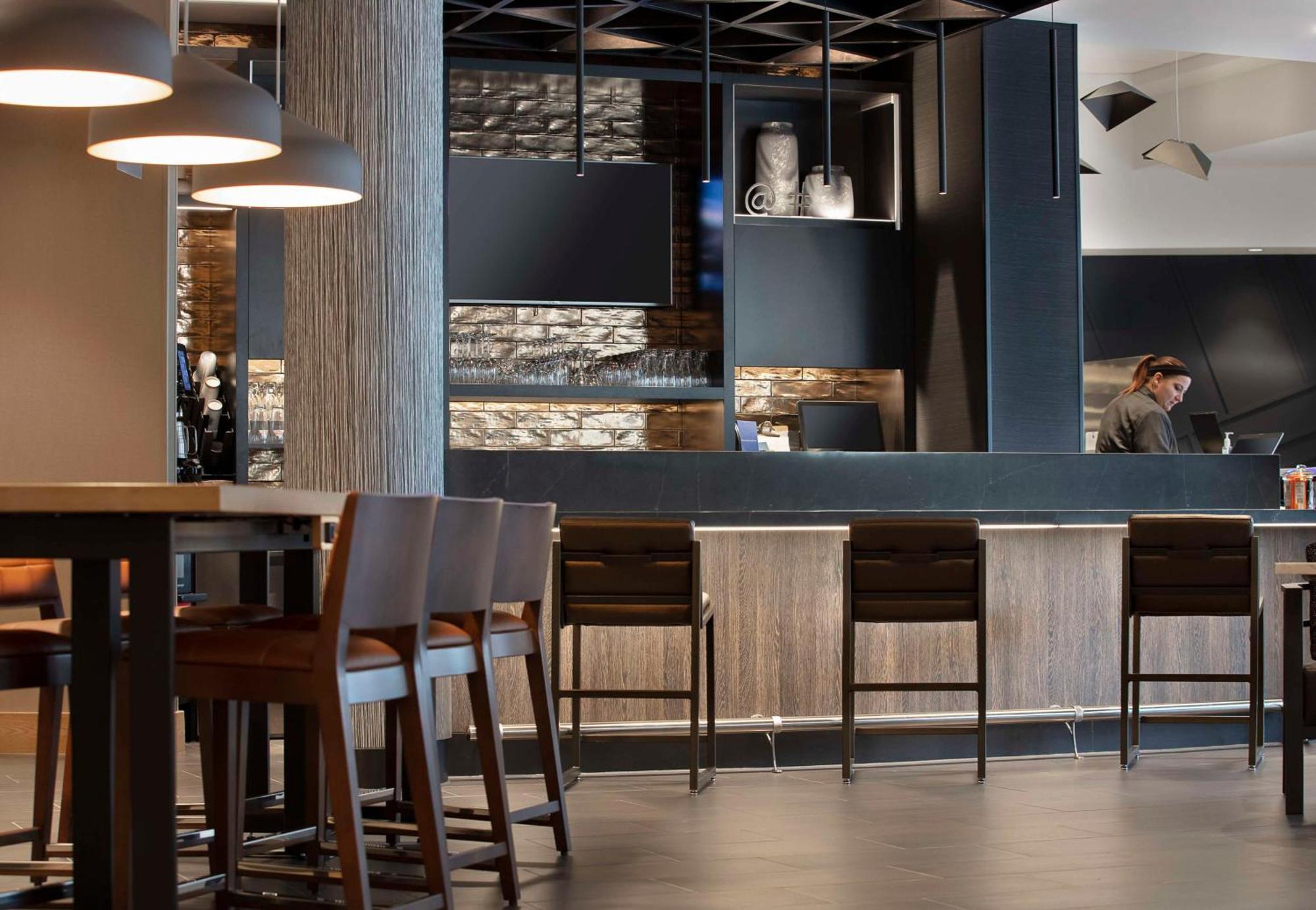 Hyatt Place Moncton-Downtown Extérieur photo