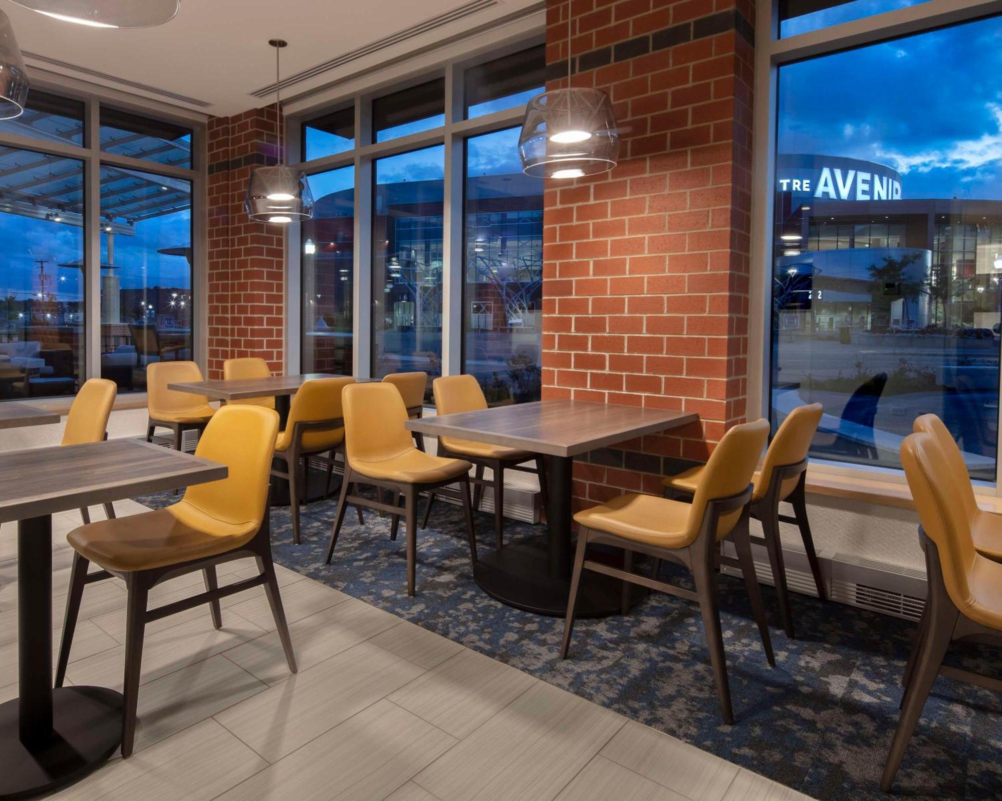 Hyatt Place Moncton-Downtown Extérieur photo